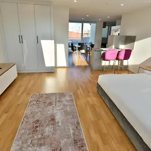 Lotus Apartment Vienna